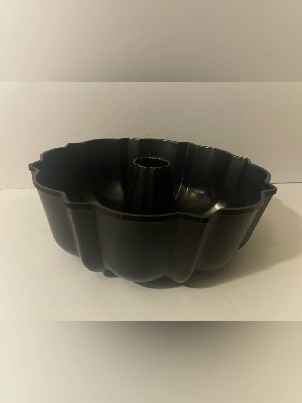 Nordic Ware Bundt Pan Classic 12 Cup Capacity 10